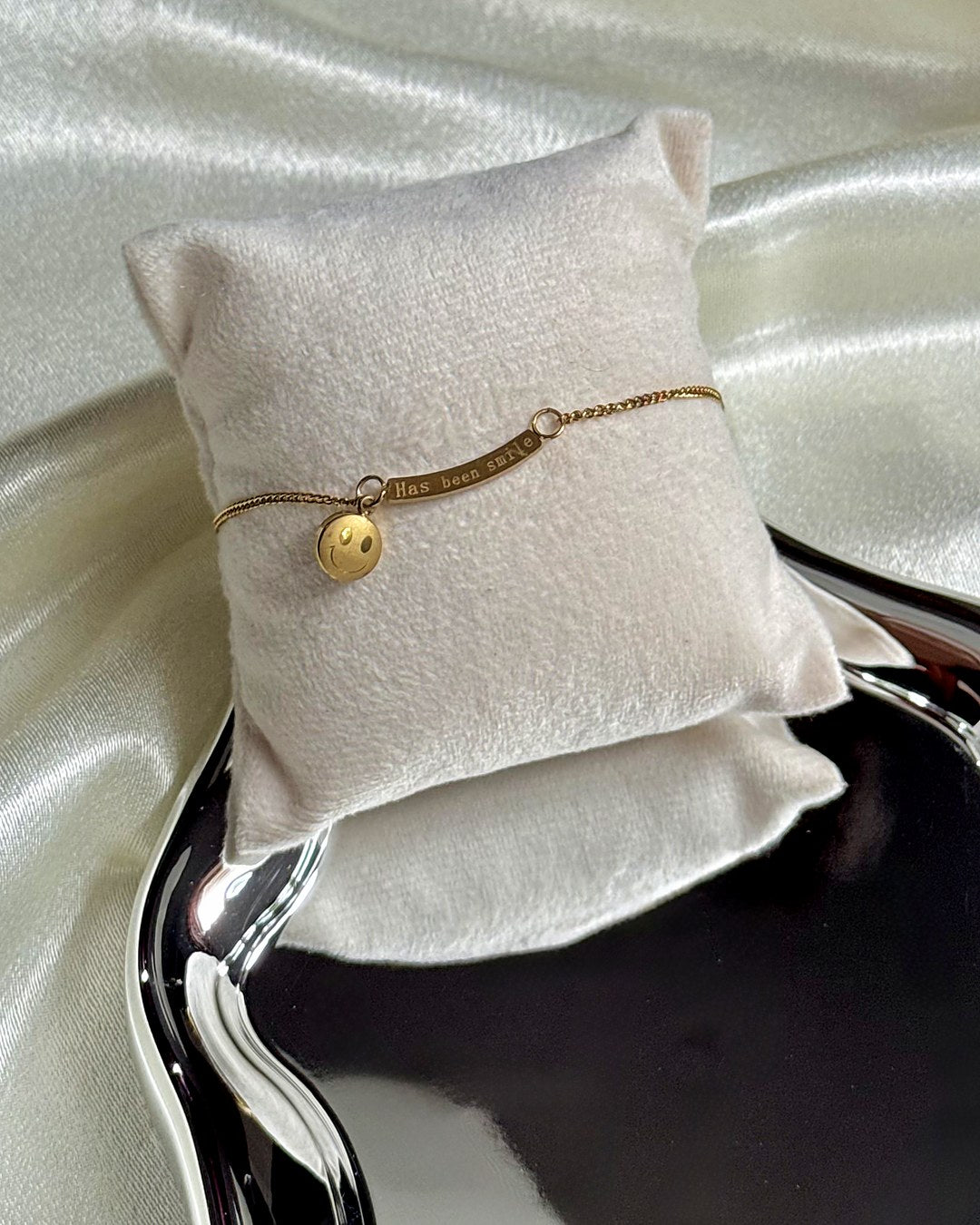 Has Been Smile Bracelet
