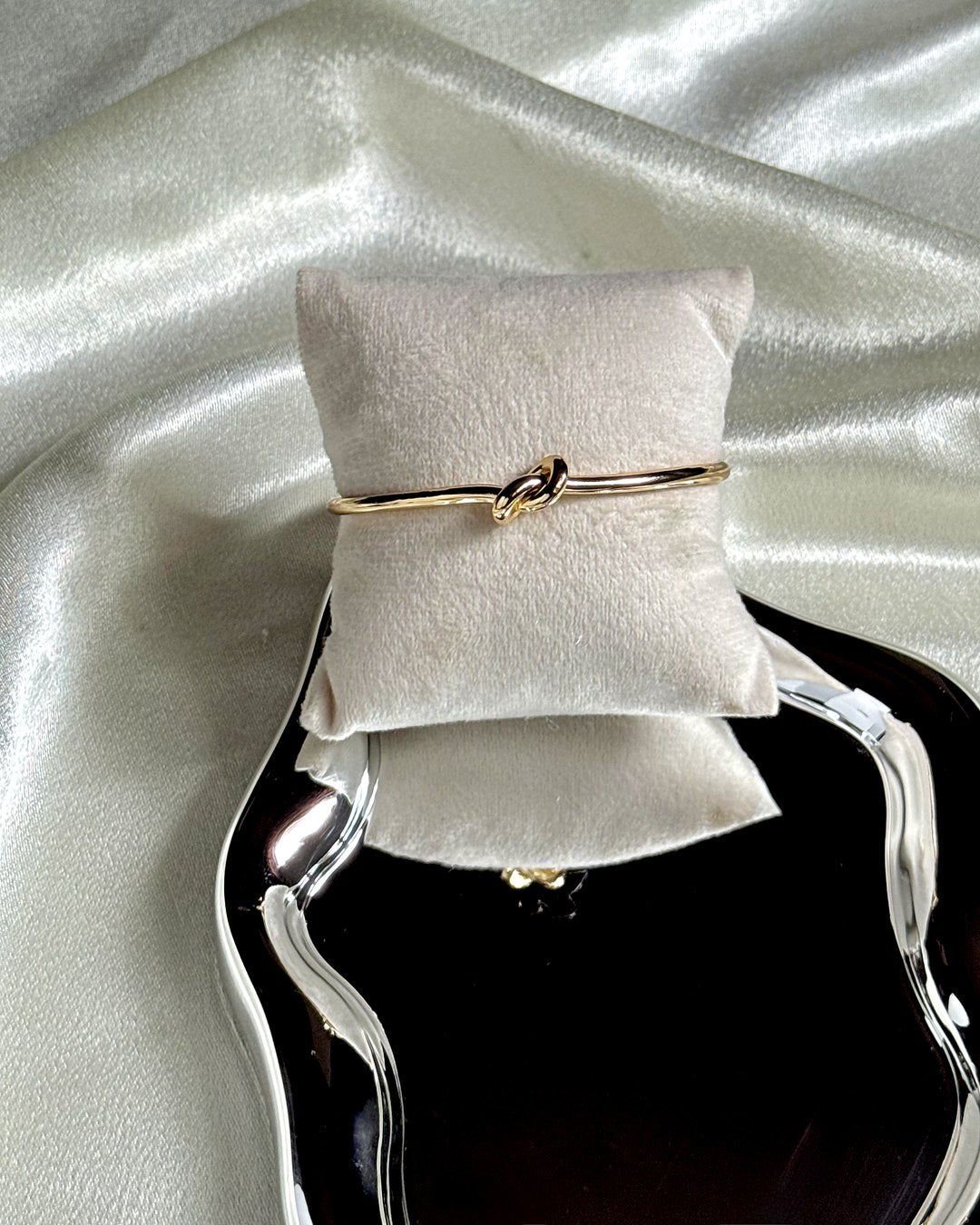 Knot Adjustable Bangle
