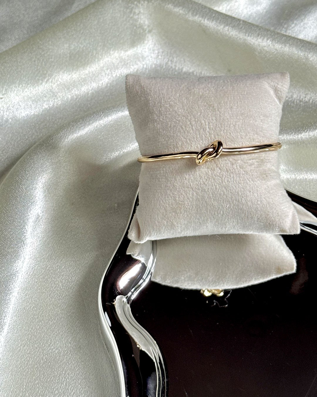Knot Adjustable Bangle