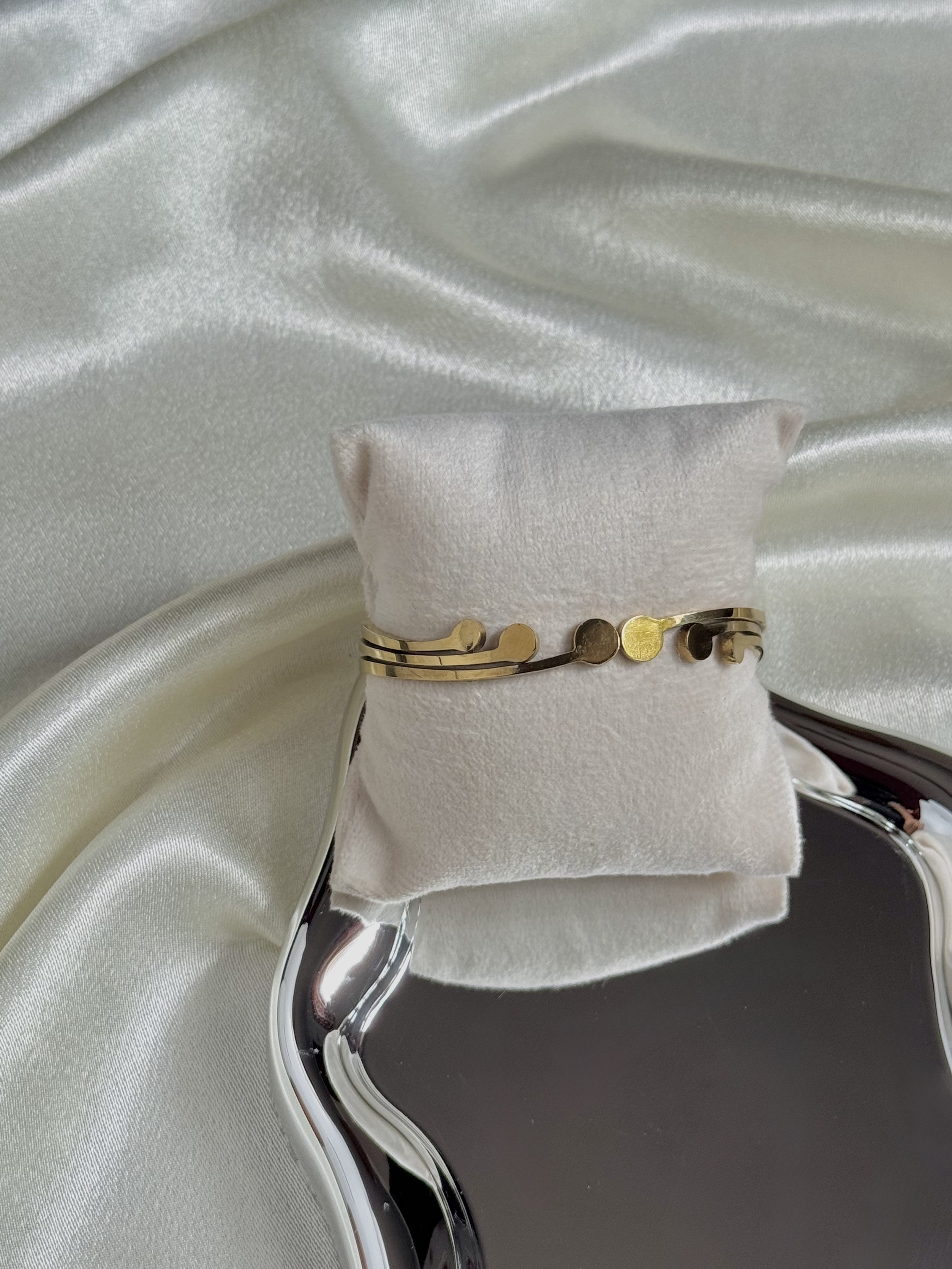 Round Bangle