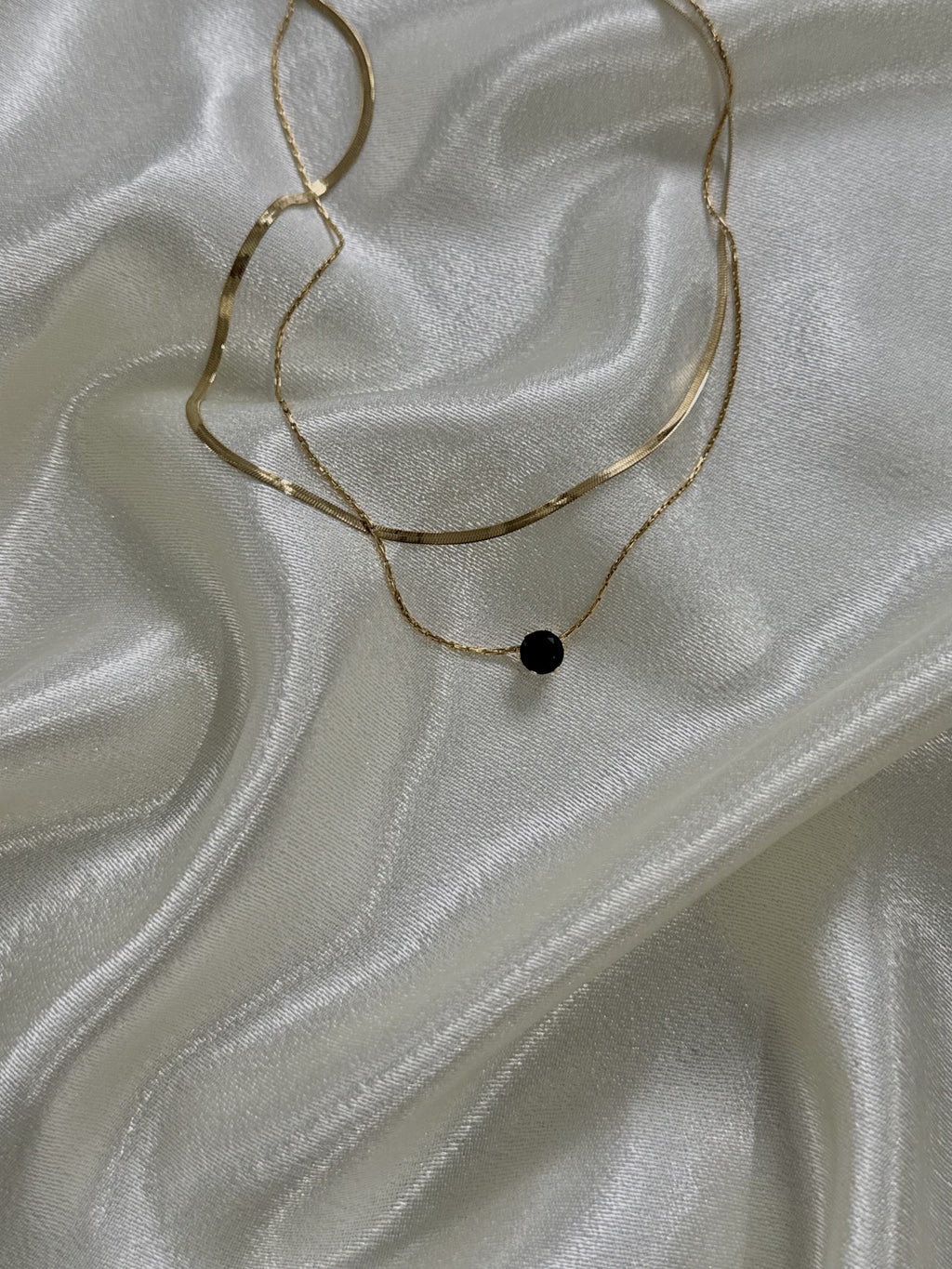 Ivy Gem Necklace (Black)