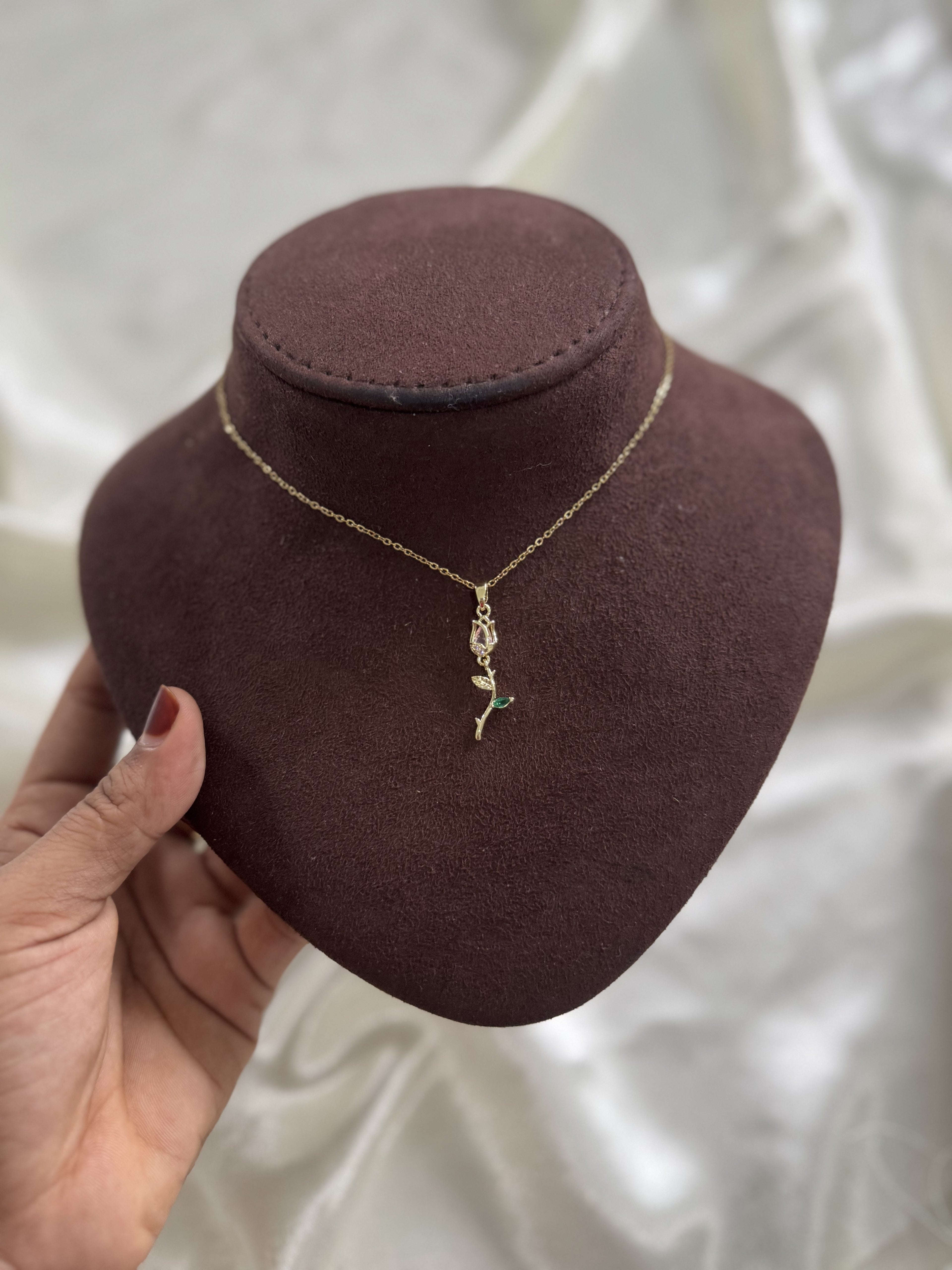 Rose of Grace Necklace (Baby Pink)