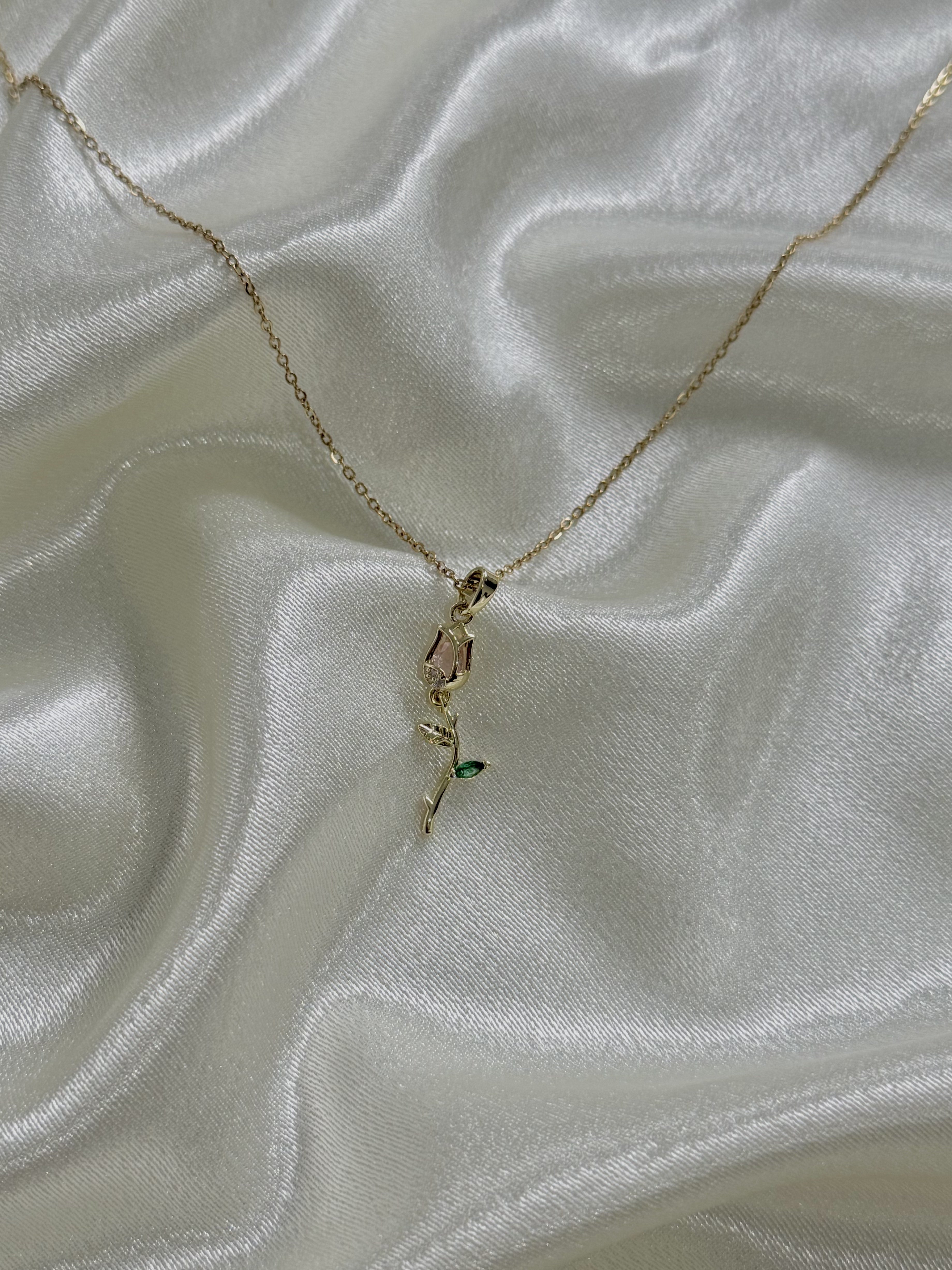 Rose of Grace Necklace (Baby Pink)