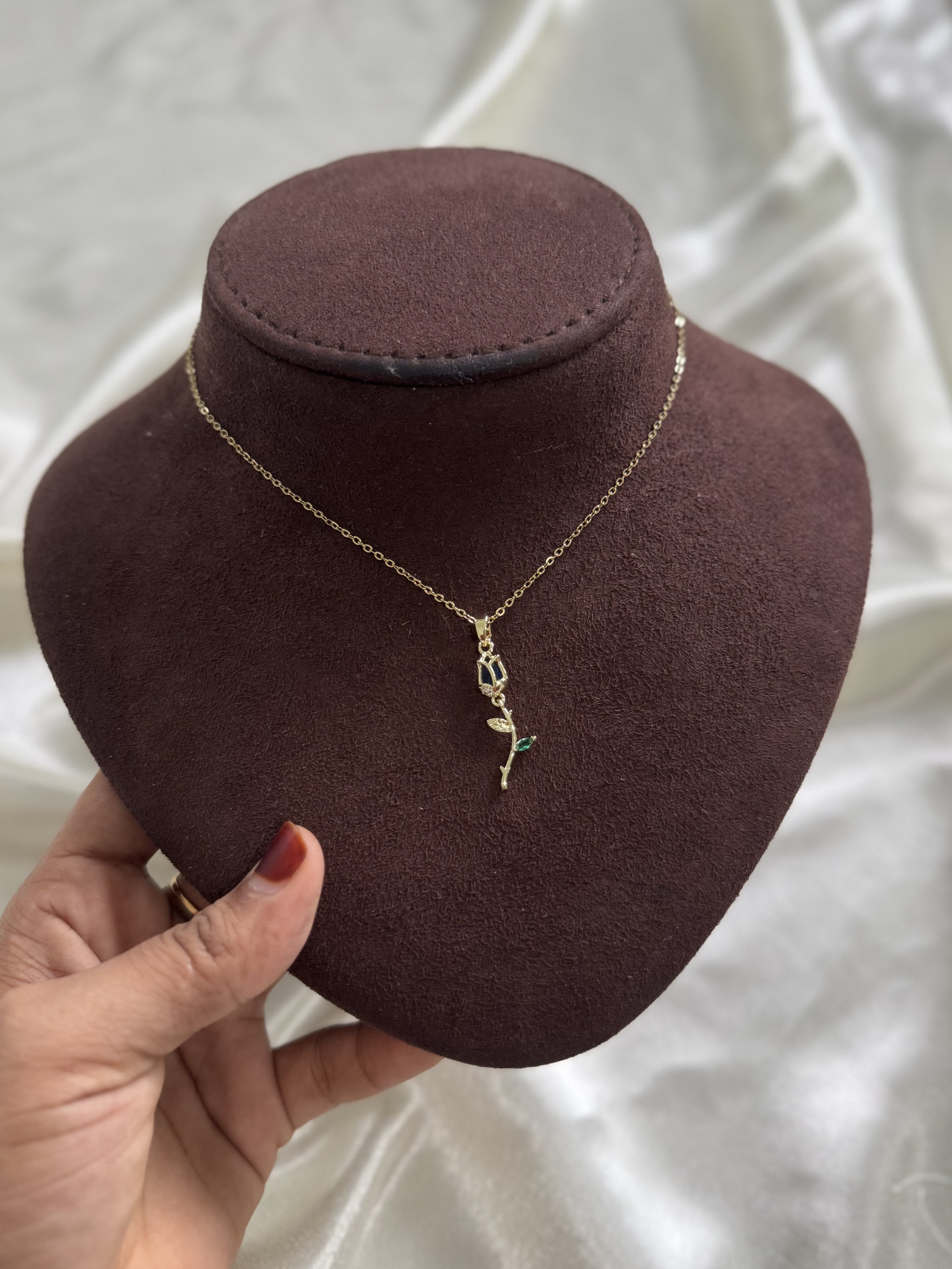 Rose of Grace Necklace (Blue)