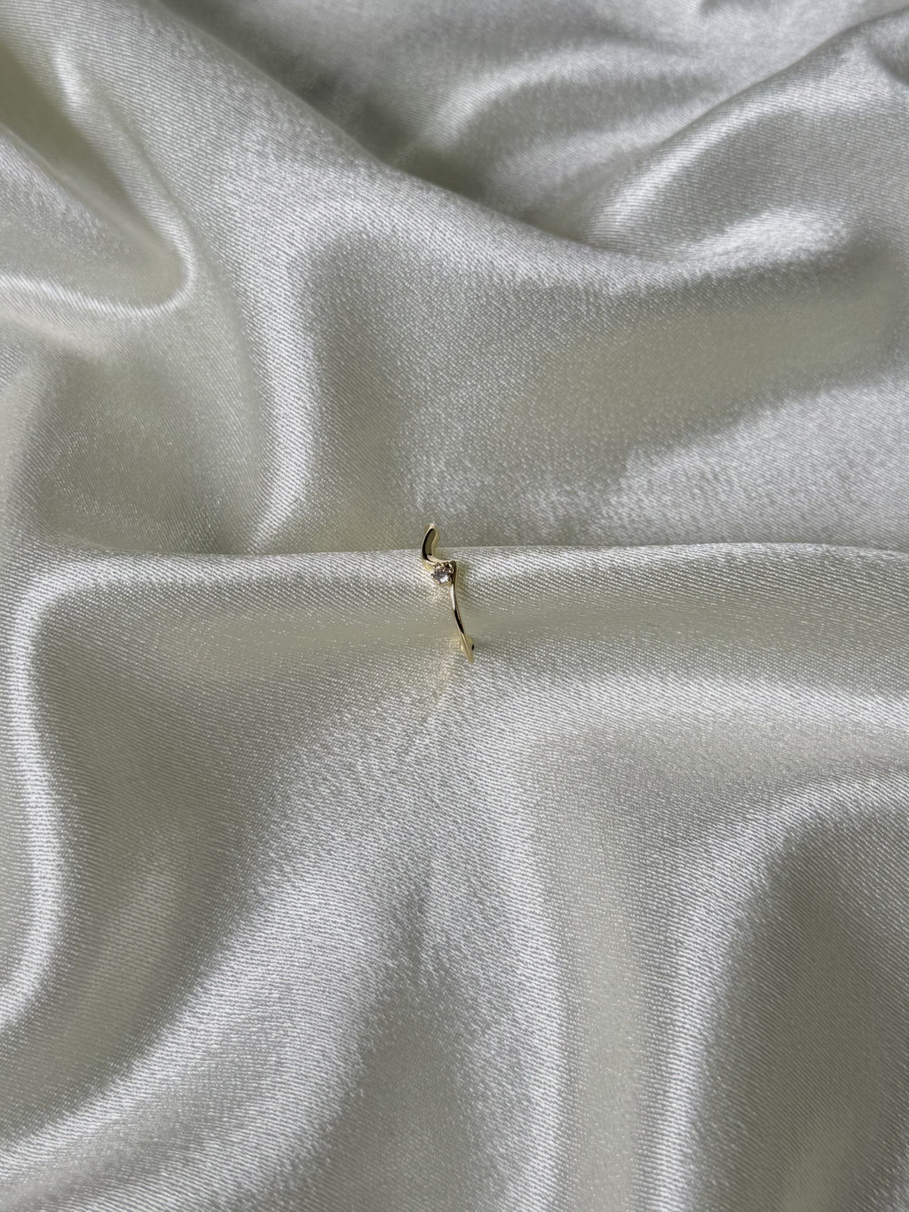 Linea Ring
