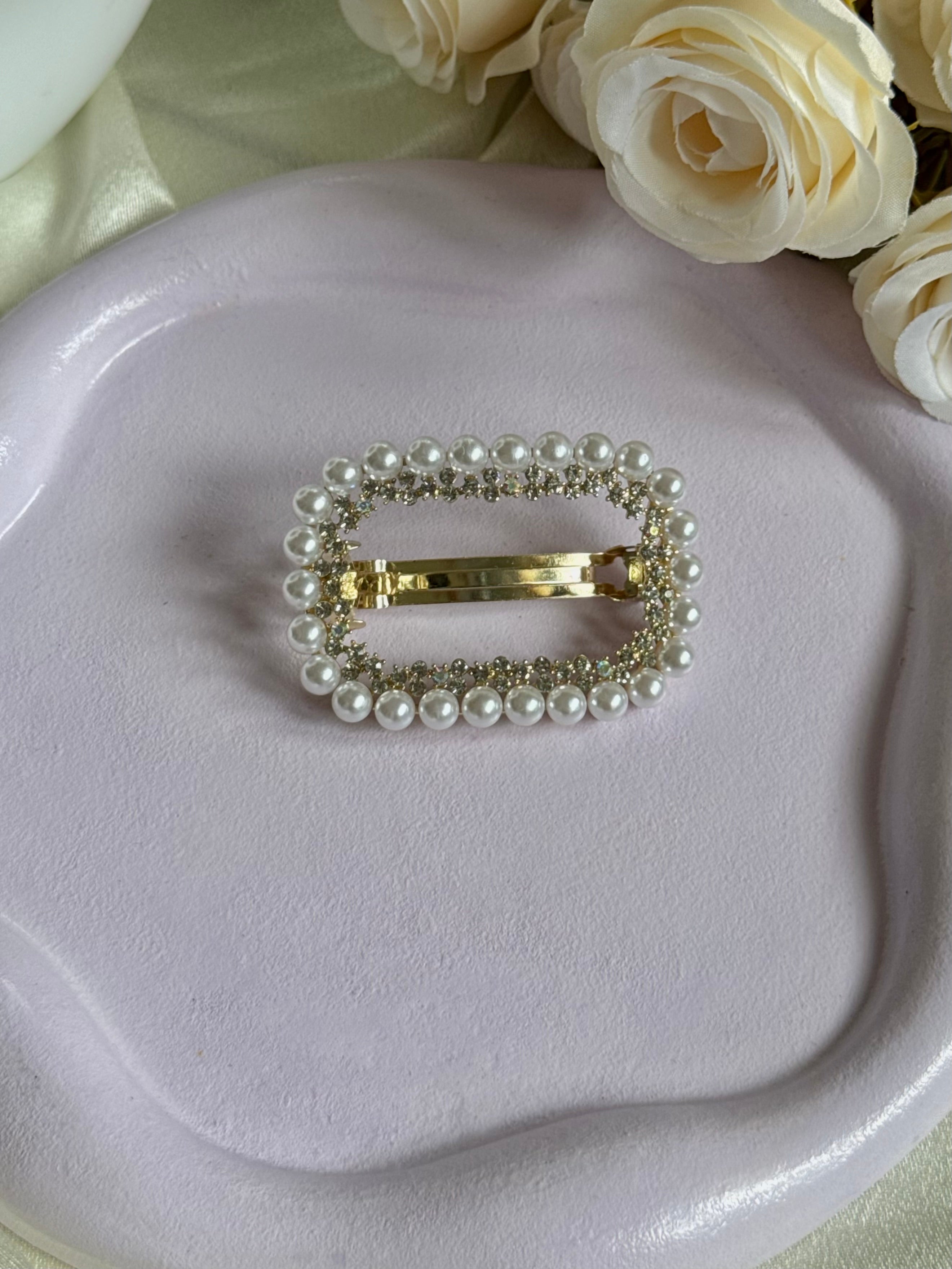 Pearl Étoile Clip 🤍✨