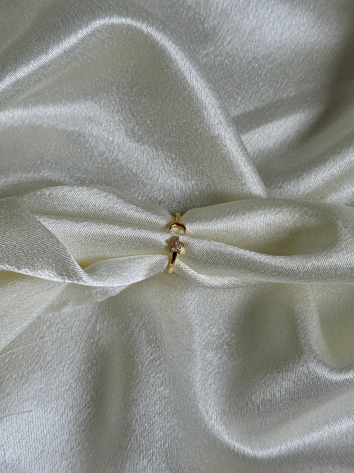 Lune d’Or ring