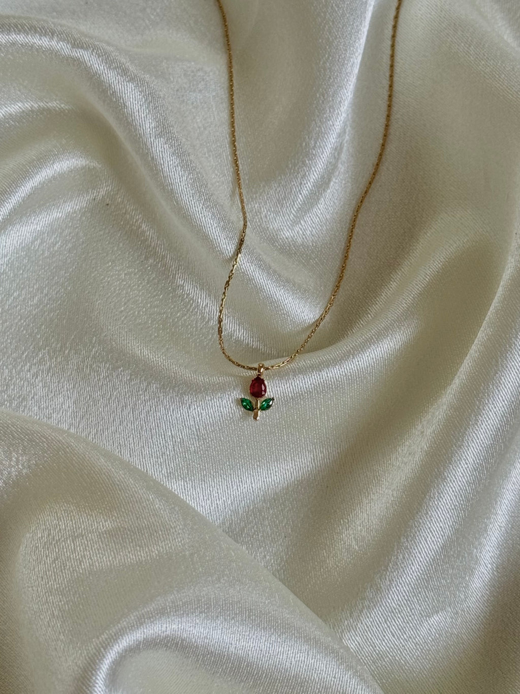 Tulip necklace (red)