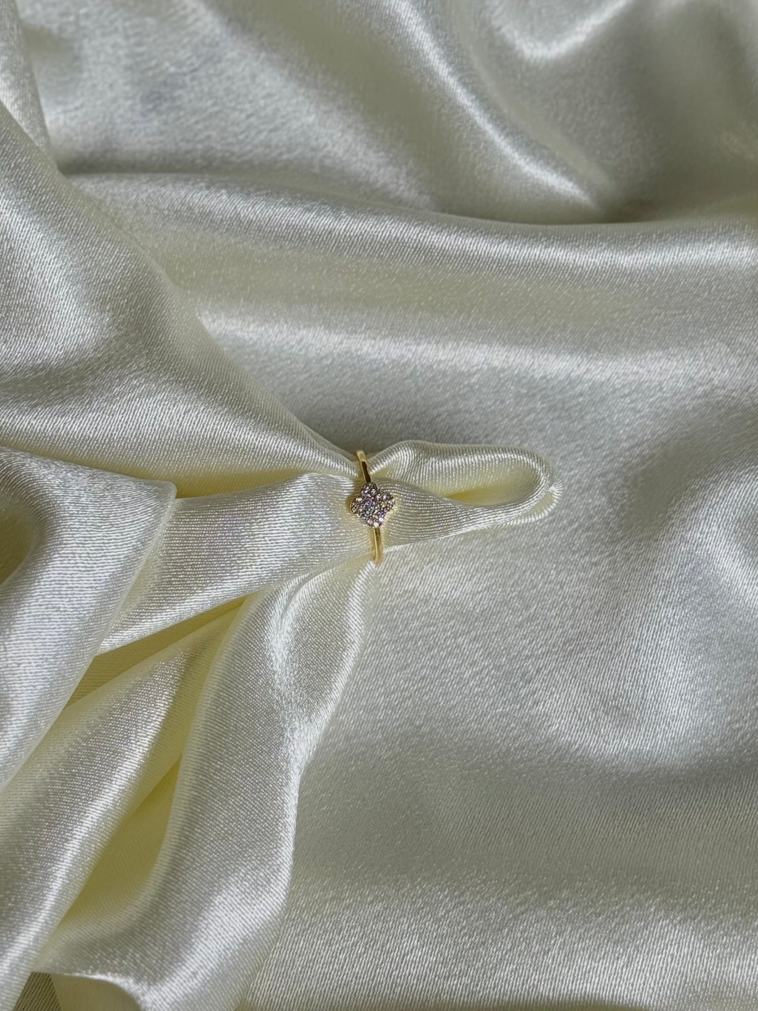 Clover stone ring (adjustable)