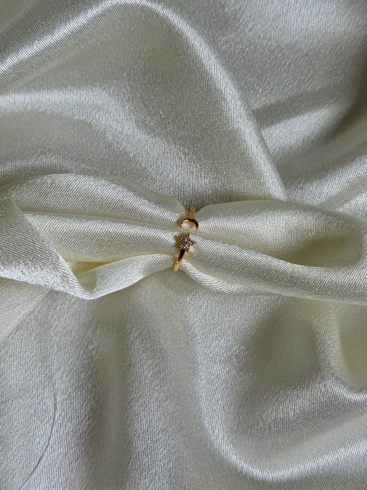 Lune d’Or ring