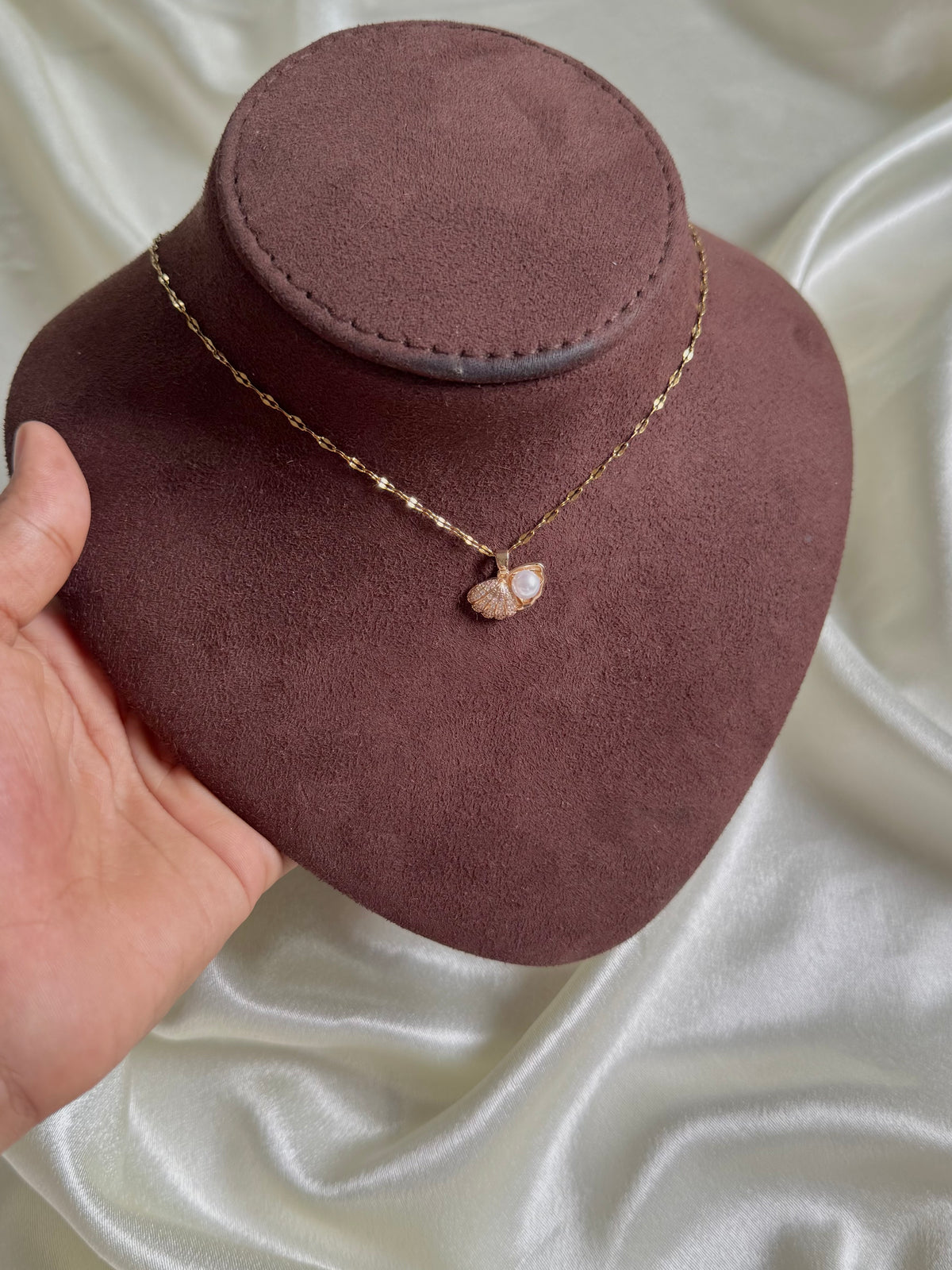Amélie Pearl Necklace